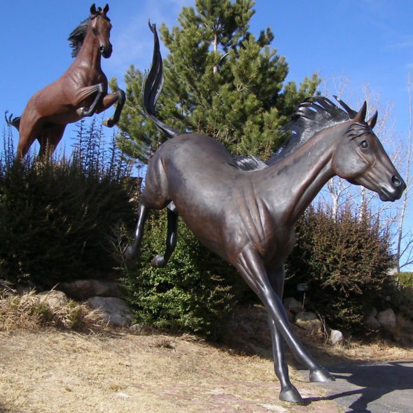 Factory casting cheap and best bronze large jumping horse sculpture