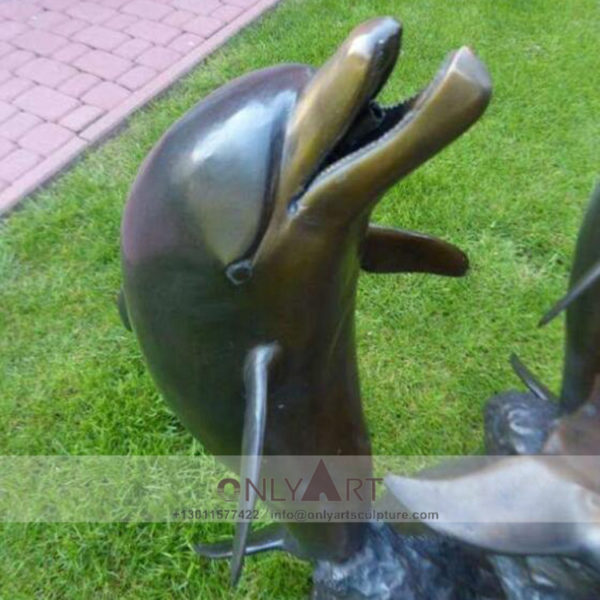 Outdoor fountain bronze dolphin sculpture