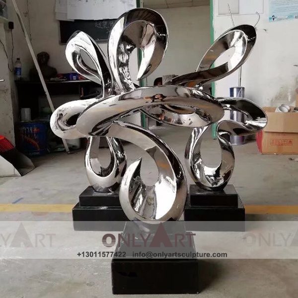 Large metal animal ; animal sculpture ; stainless steel sculpture ; Urban Sculpture ; City Sculpture ; outdoor ; Metal Sculpture ; Hand polished stainless steel indoor abstract sculpture