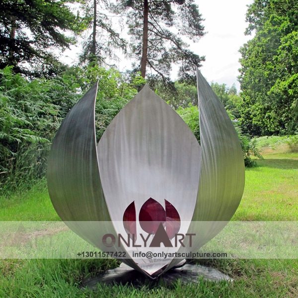 Stainless Steel Sculpture ; Stainless Steel chair ; Home decoration ; Outdoor decoration ; City Sculpture ; Colorful ; Corten Sculpture ; Modern abstract petals of a stainless steel statue