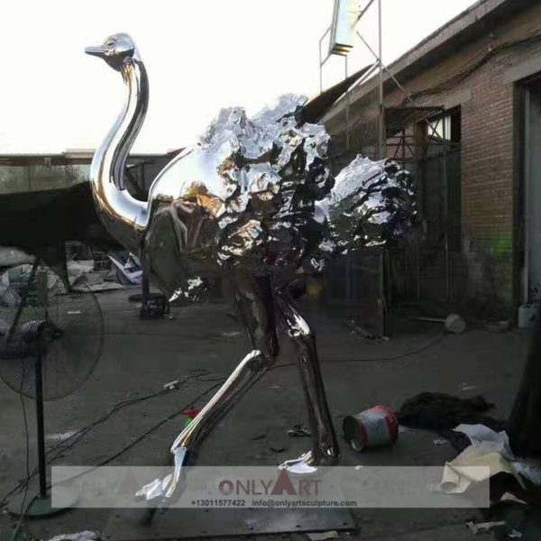 Outdoor mirror stainless steel animal sculpture life size ostrich